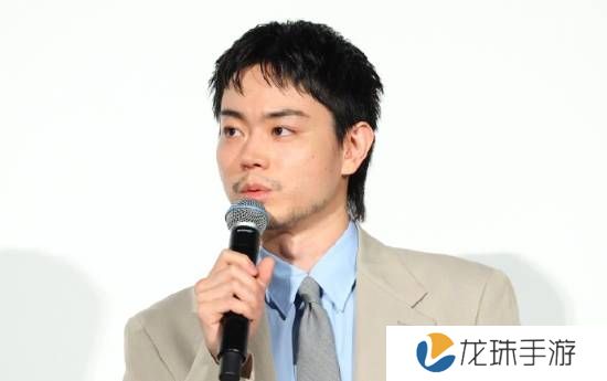 菅田将晖：我拍戏时吃的太多了 胖了7公斤